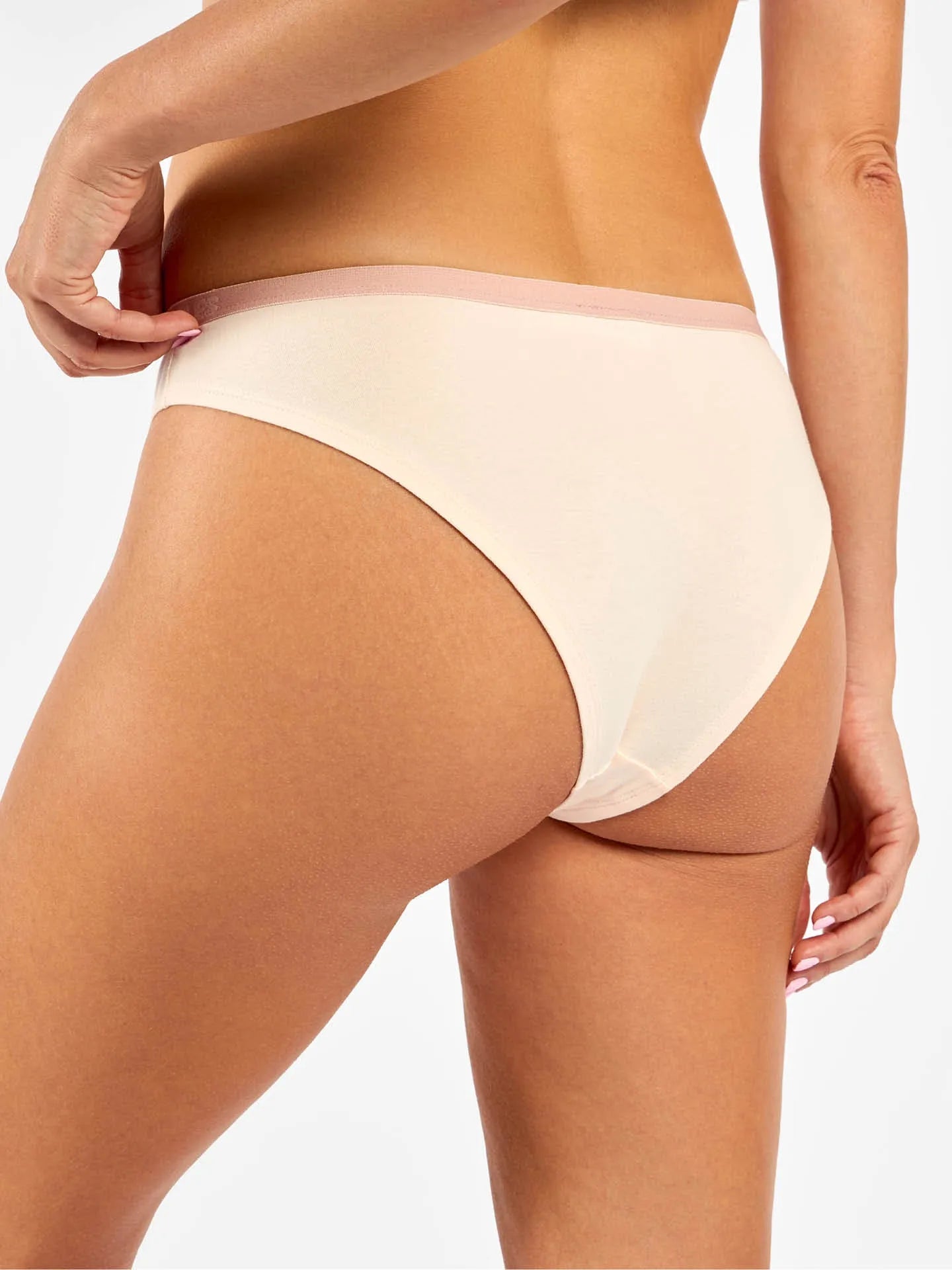 cream-womens-briefs-02-92/92c29c620d1bafcc4168567c50cb5d6fe6534888