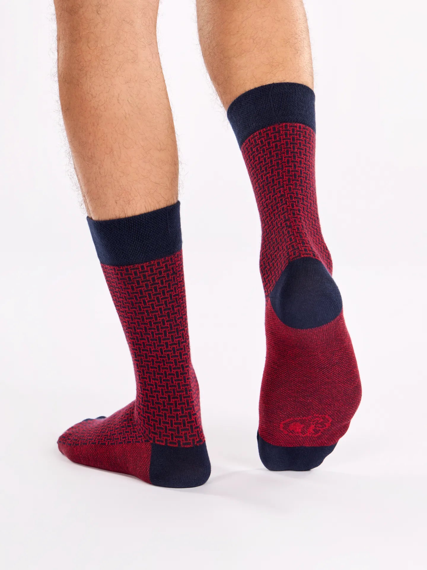blue-red-jacquard-socks-38/387f649fcf515573d299d00168764dff4aa312ae