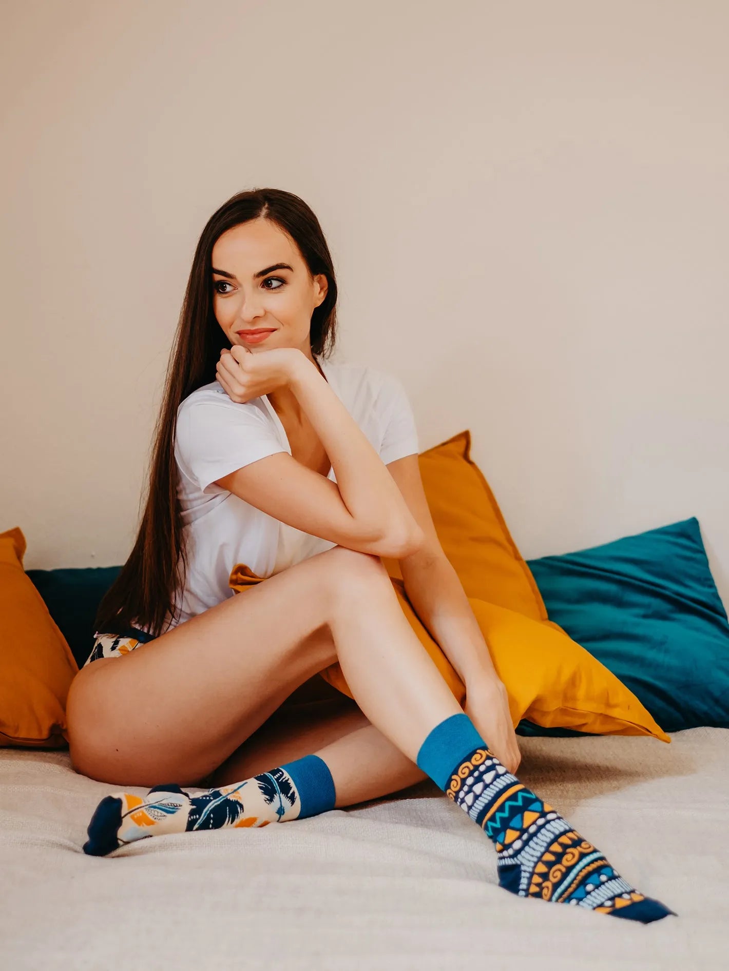 regular-socks-feathers-f0/f028af4f0df97901ffe575fb69f78b948a58695f