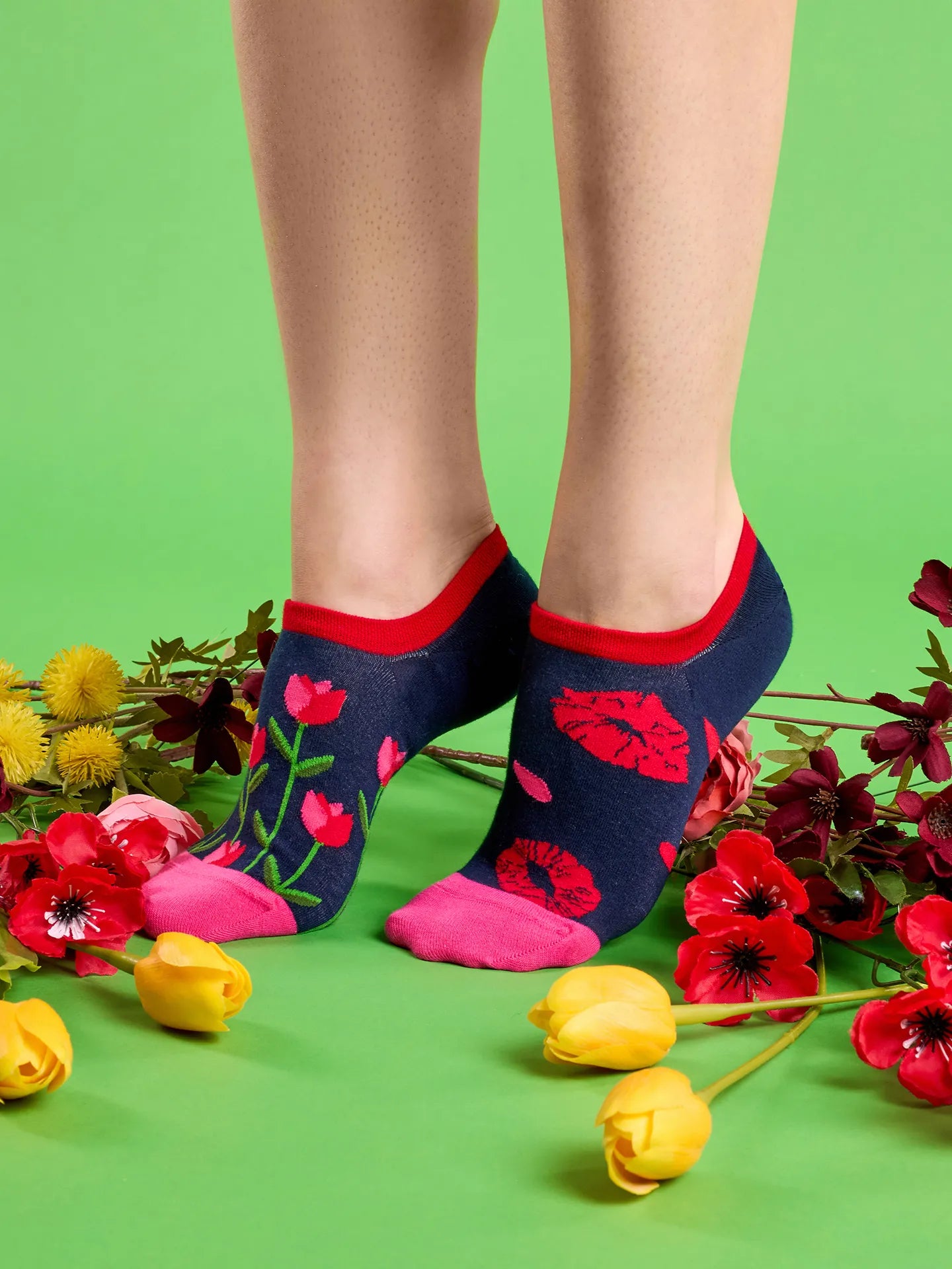 sneaker-socks-tulip-lips-okt-e7/e7b8201460e75bbeabaf301db61daa4c03487e78