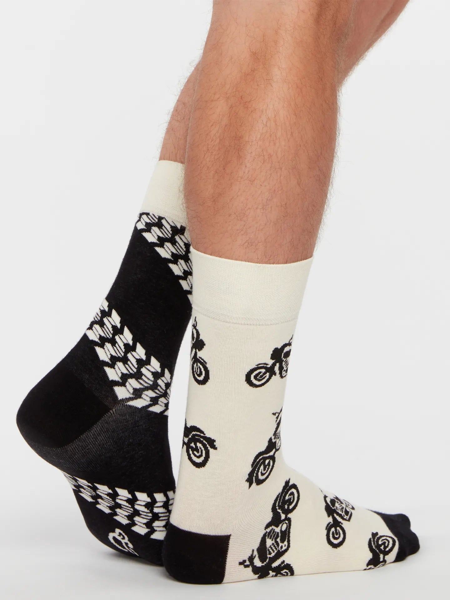 regular-socks-motorbike-02-44/44ecda04e7e4c0dd6112666814882c98868d4189