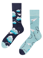 bamboo-regular-socks-paper-planes-clouds-1-7b/7bab7de6cc9e1db9d0ed484c46ab56f82c94c340