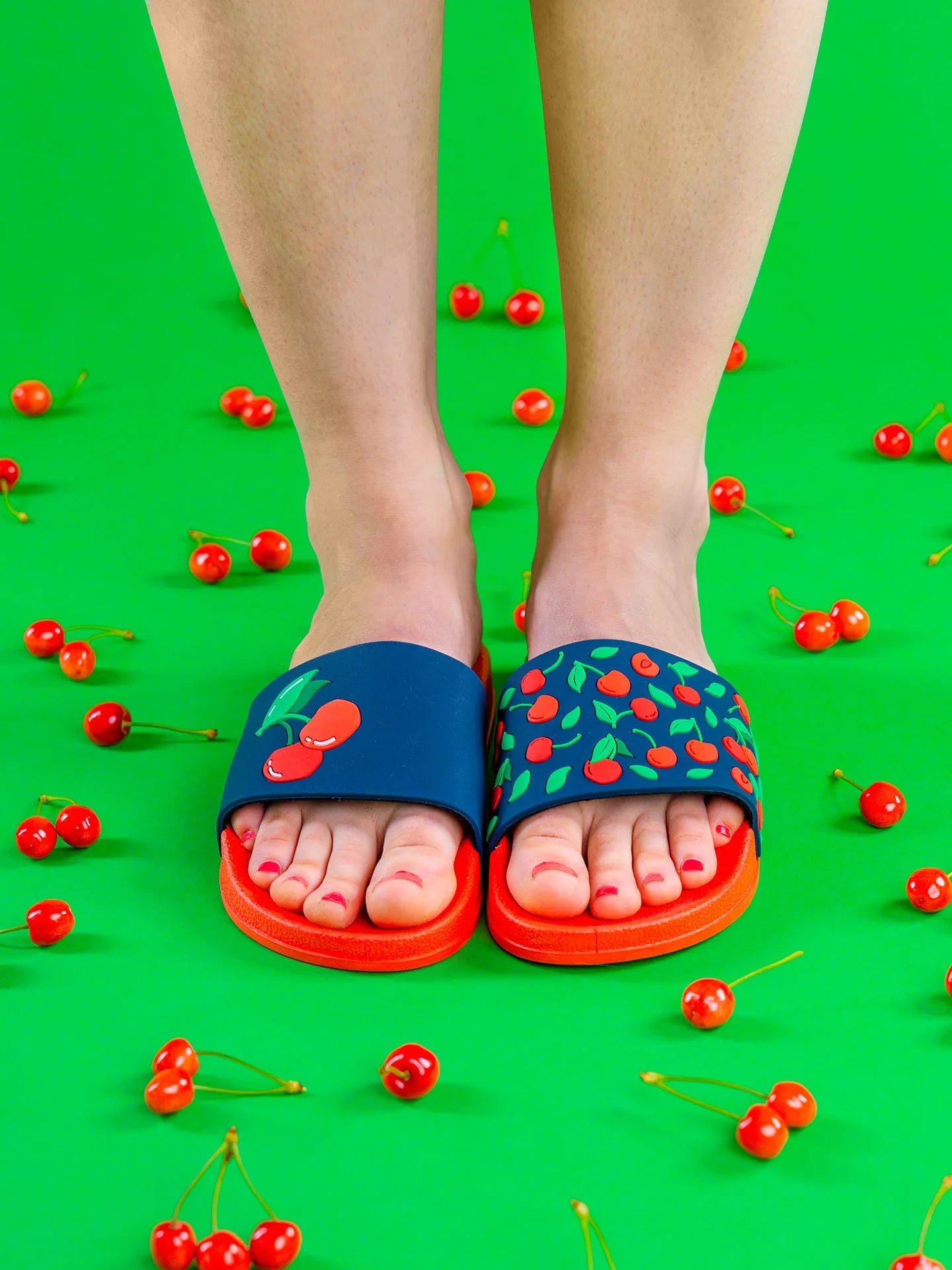 slides-sweet-cherries-48/48299612cb8357c8fab8b31dee9abeaf35f32e30
