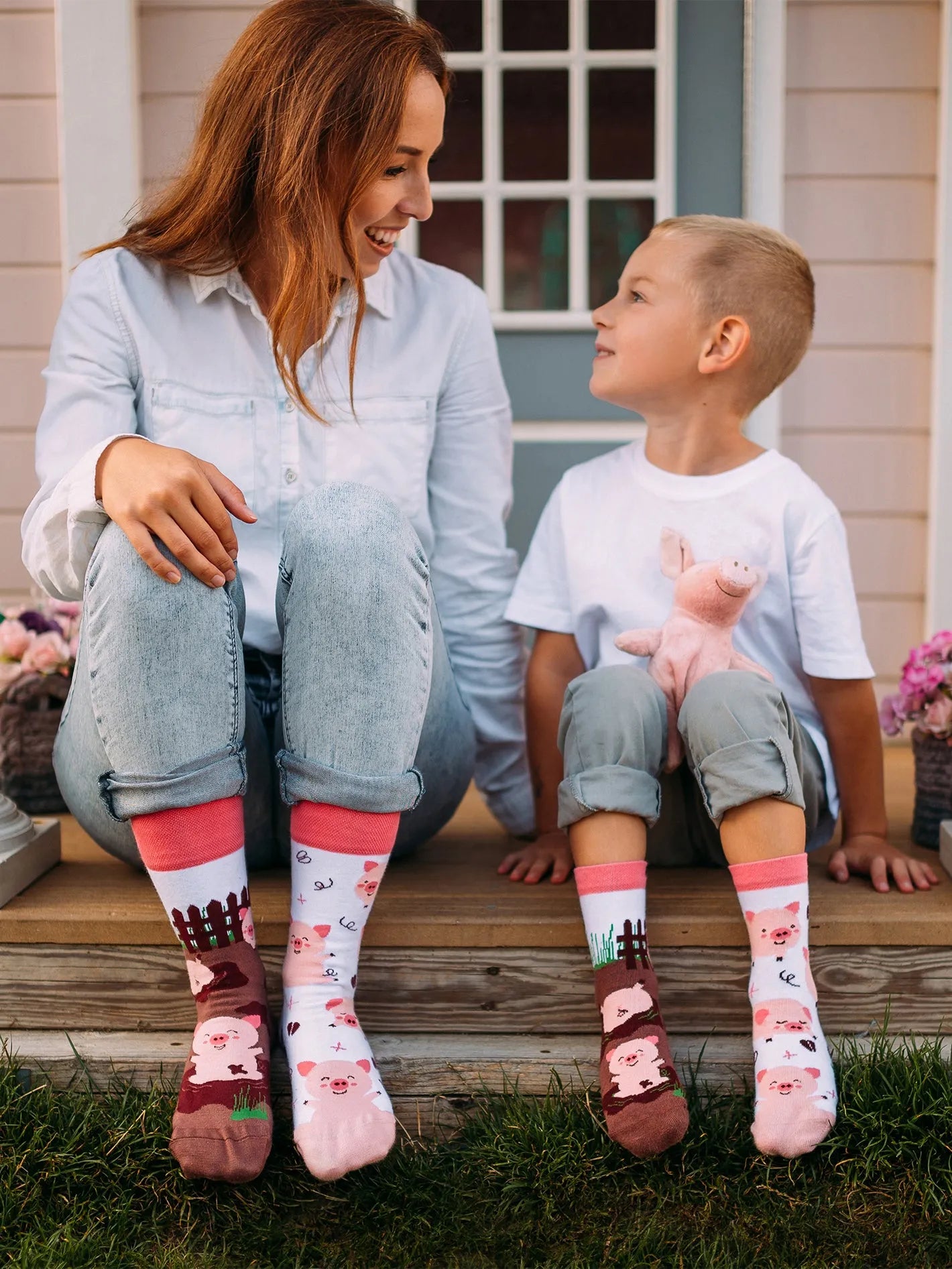 regular-socks-happy-pigs-02-99/9947cc60d3e2e3c4c63e9765daa22e077219269b