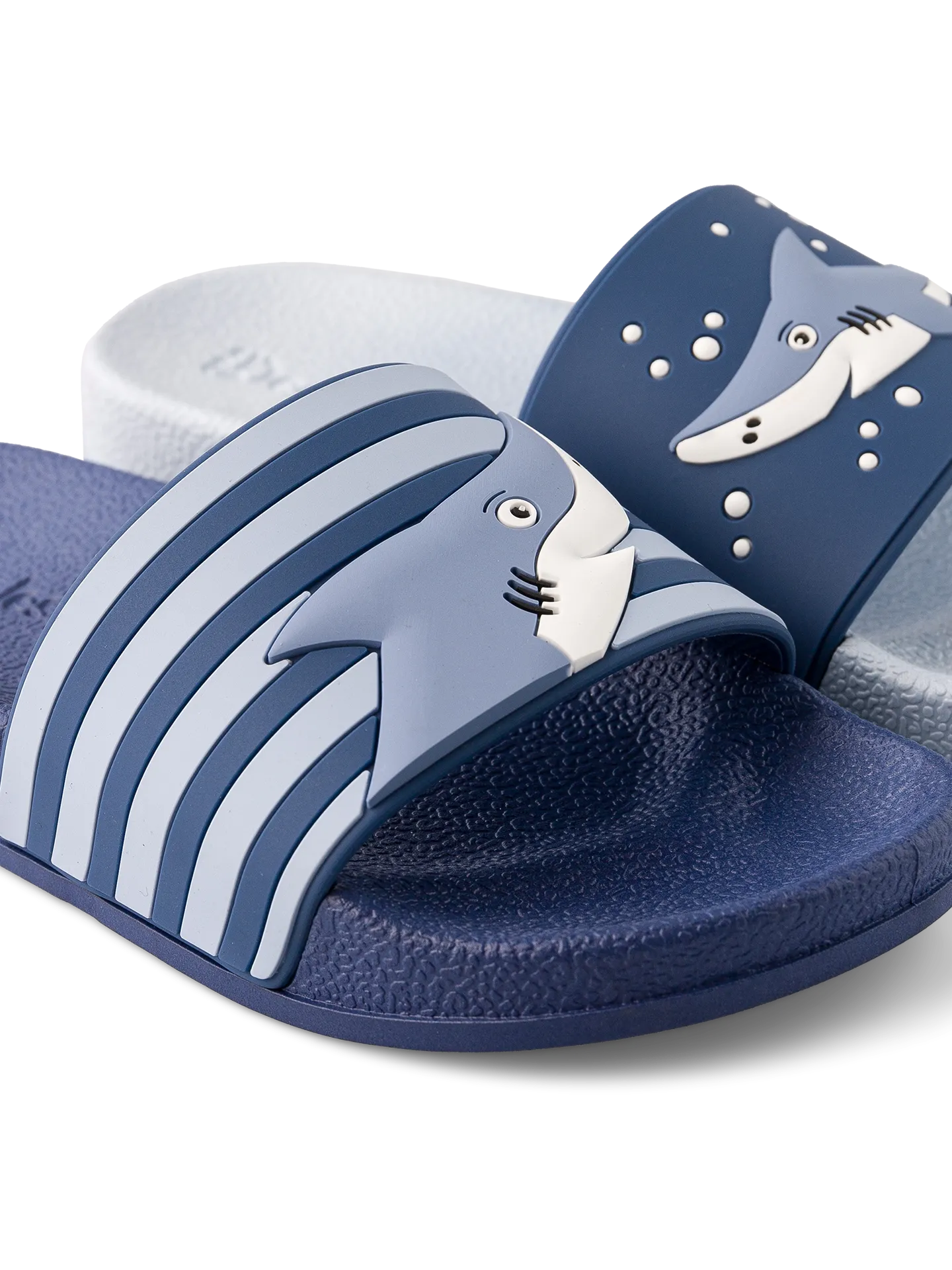 kids-slides-grey-shark-02-28/28293eda40e036281d30785f691bfb77c1a1a3ee