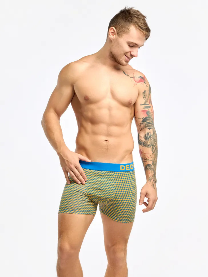 blue-yellow-mens-pattern-trunks-a4/a4b17f6a116f559b92fea143a2285a47454d6957
