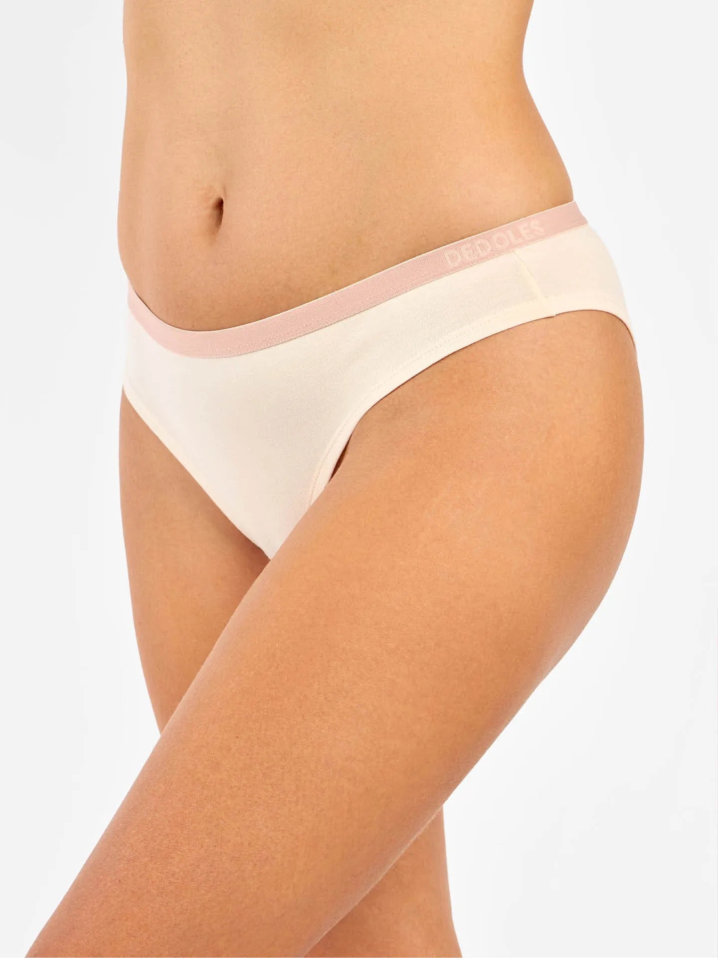 cream-womens-briefs-02-86/86a501893d9832dd96f524d6c7439e4e39a79953