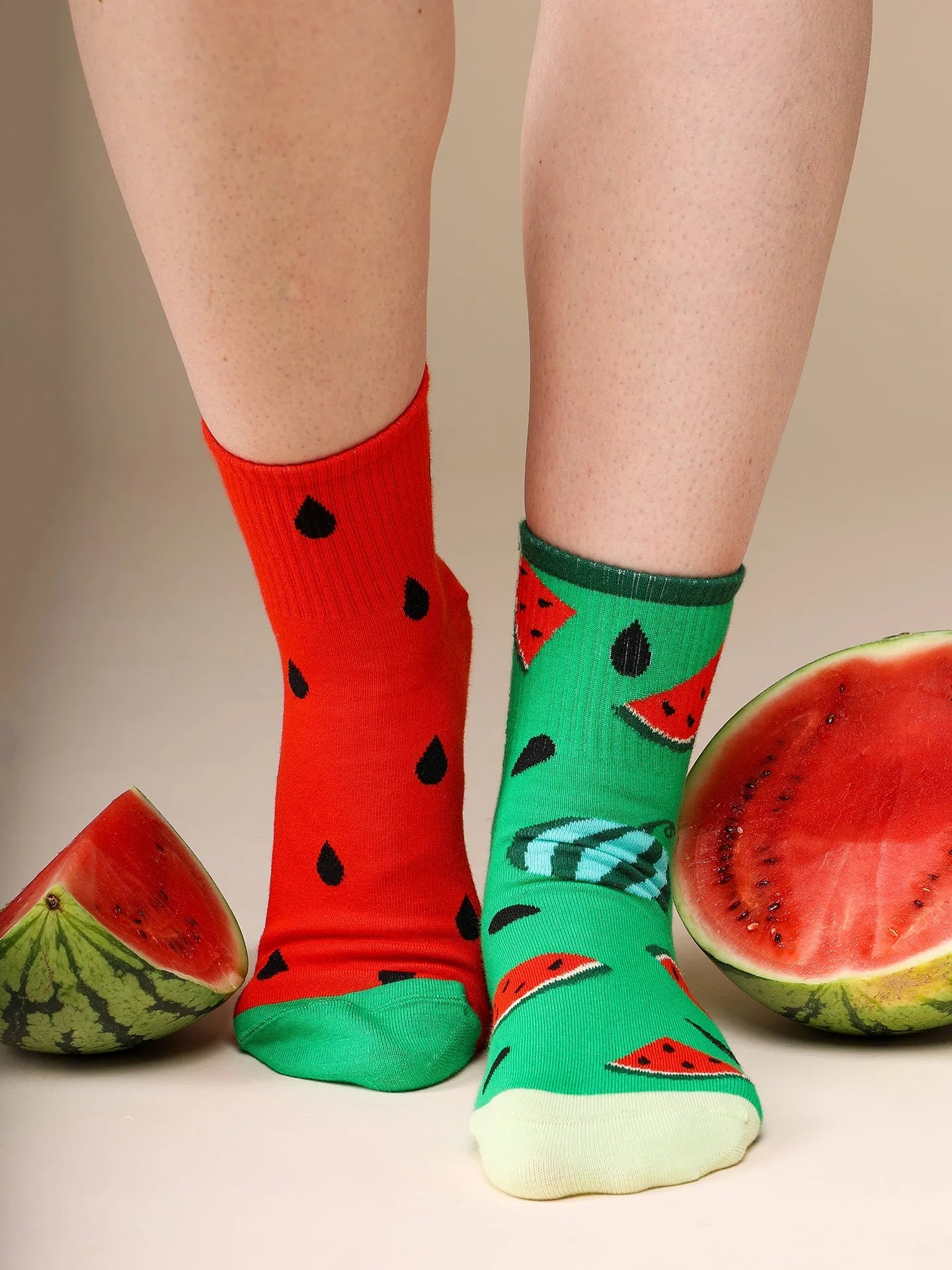 crew-socks-watermelon-season-02-80/8005f700d8b485ae2b19e6fe2b46a6ba0f45616c