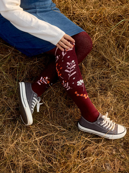 over-the-knee-socks-birds-berries-02/0241d1994cb34a0dd97a4d4f9fee3363d008ab7a