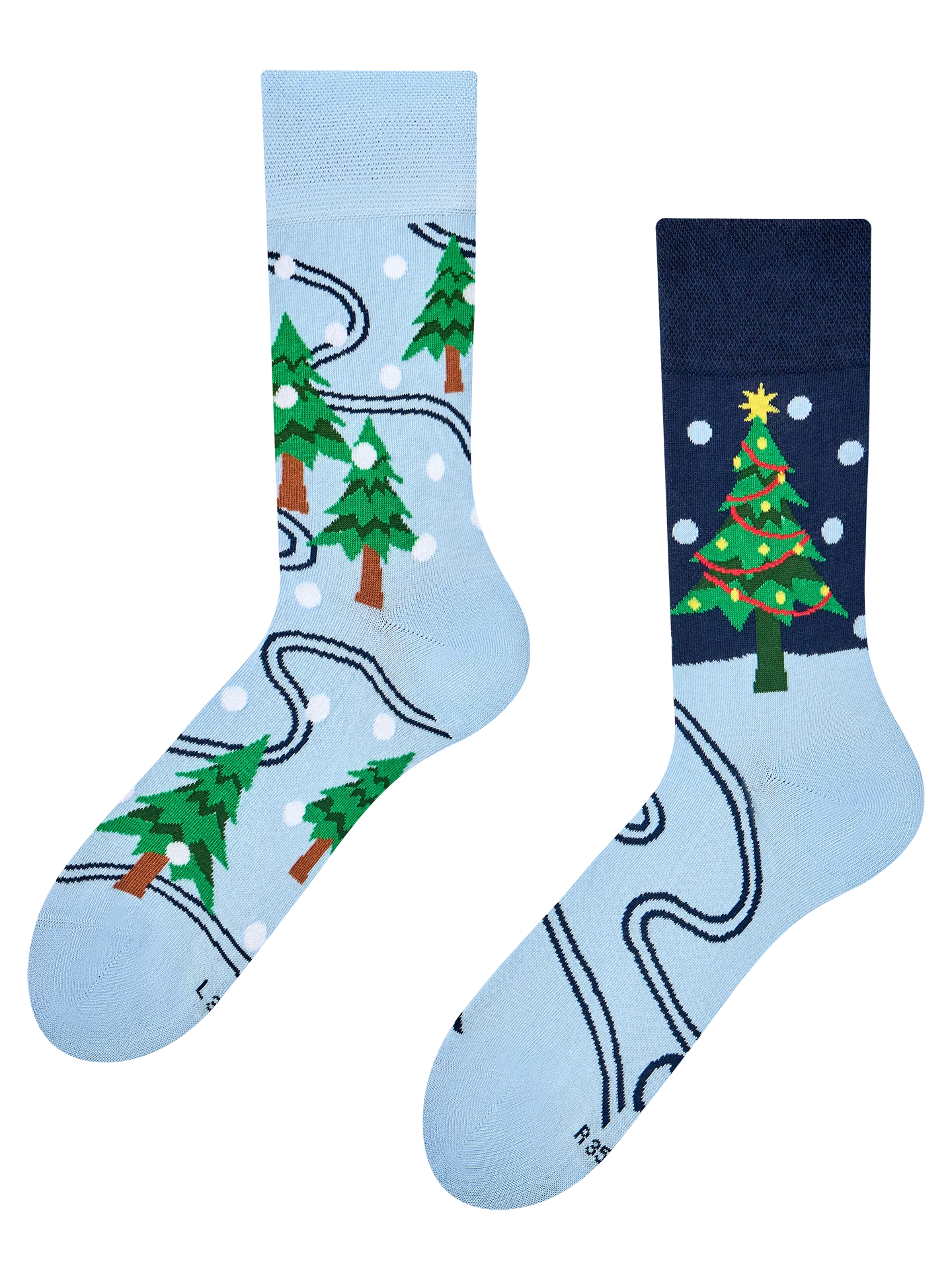 regular-socks-christmas-tree-snow-04/04d1f47984d9c31efddf5598988e5b5a49c6003a