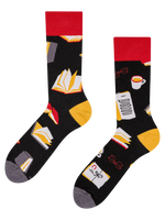 regular-socks-book-lover-02-df/df631006b3523b83714d3157e10fe0098229fc03
