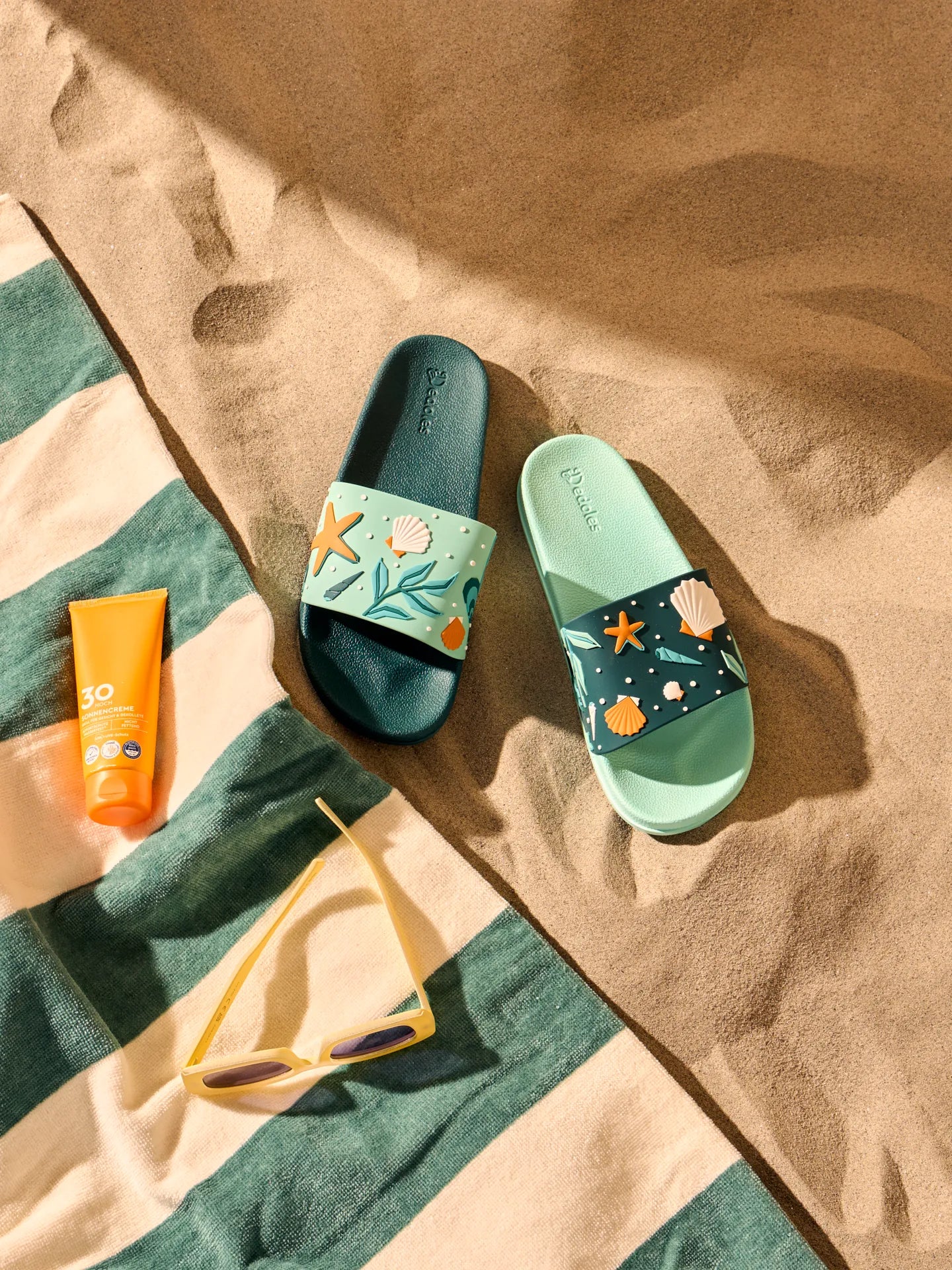 slides-seashells-1f/1f0749ba29a812ad5dec012c31eec1f13e98929d