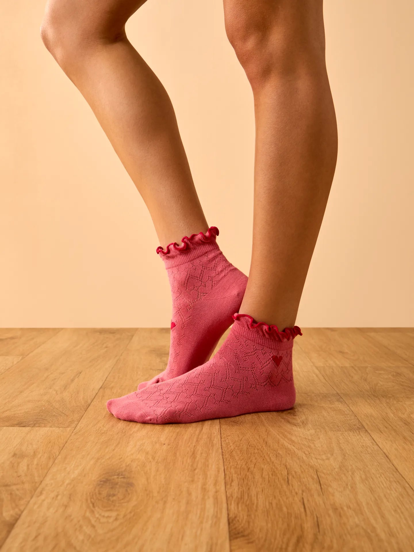 cutecore-socks-red-heart-23/231ca2d9a5eb4ca61b2e65aebff87d33181e449d