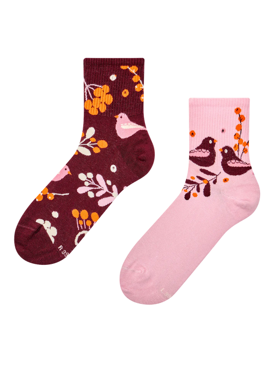 crew-socks-birds-berries-2a/2aed01ccf716a984e86f57a4970c3c2390e9cf9a