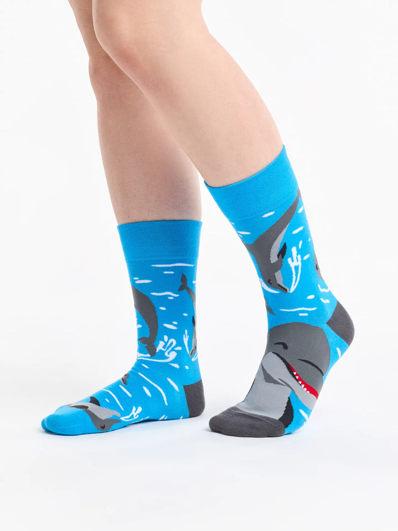 regular-socks-dolphins-2c/2cc67fa6a8ec6e9043245cb67c5bc19e033337f8