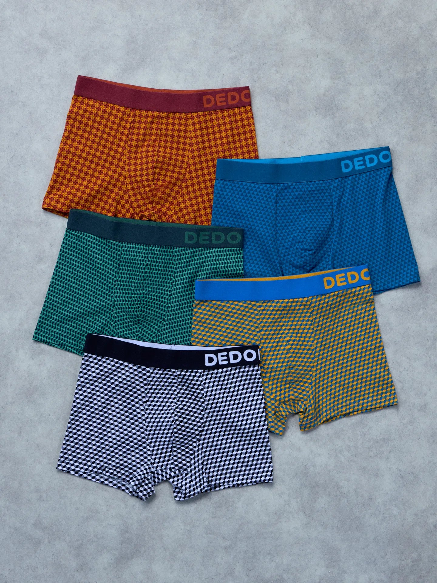 pastel-green-mens-pattern-trunks-da/dabcd97529e5694a7d6c38aa125f096c25e6bf1f
