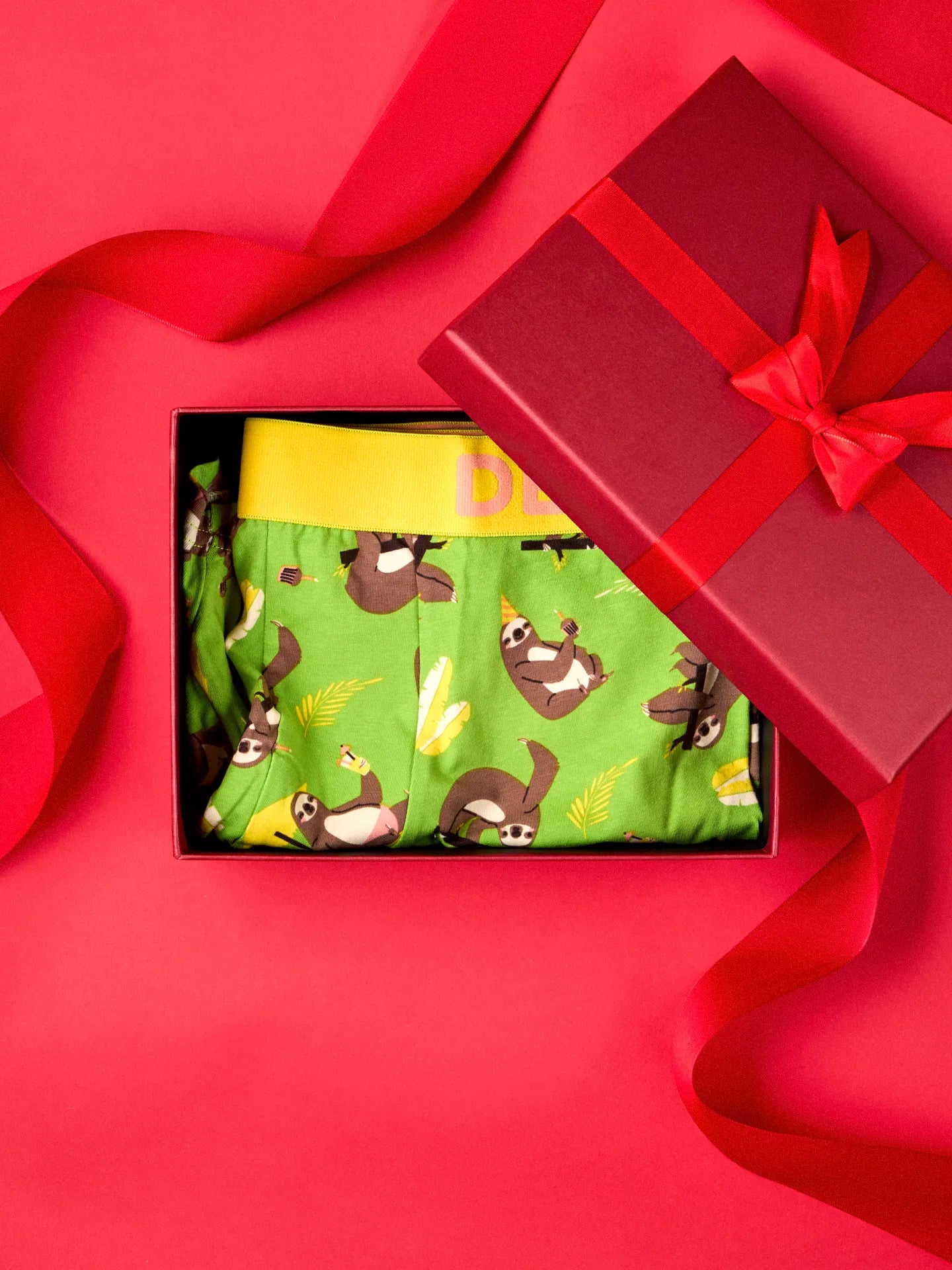 mens-trunks-party-sloth-36/36c5b8b8ab8284881287c63df48ba26030dc9a67