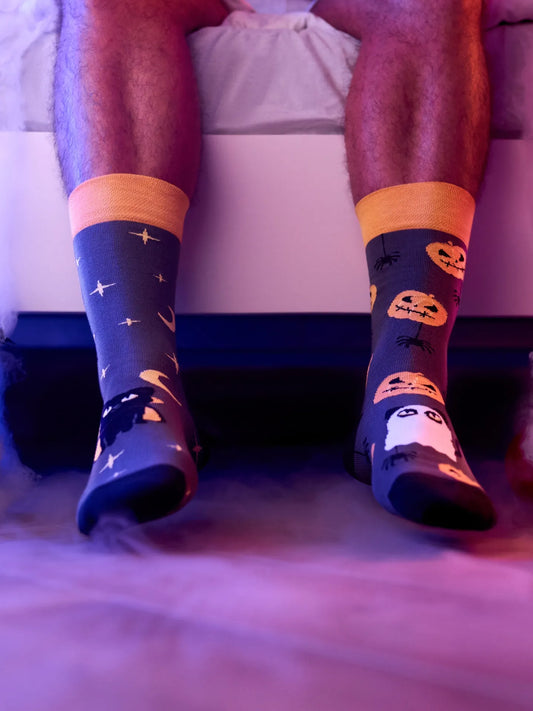 regular-socks-halloween-cat-okt-77/77470030e27443f66144ff2bb63fbff8d1c9f7d3