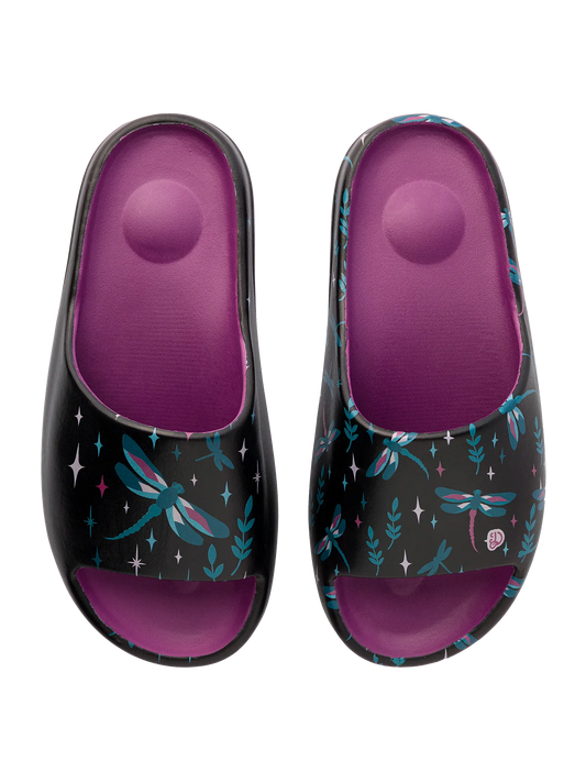 chunky-slides-dragonflies-at-night-78/78b2eadd379c0f2ca7fec3336c731fe5501ee1e3