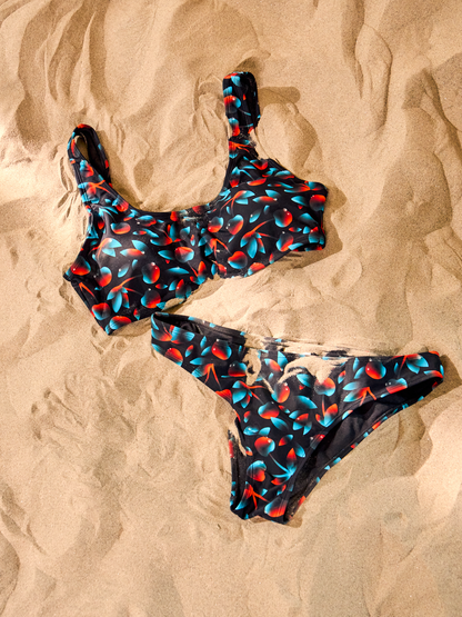 sporty-bikini-top-dark-cherries-6c/6c981fbb09a3f4d9ed286a5a987eb96a89b01346