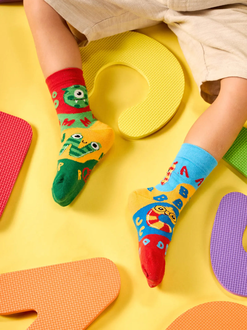 kids-socks-first-letters-okt-7f/7f5c9881a900fbf9ee9793cf88209a1d5c8be09a