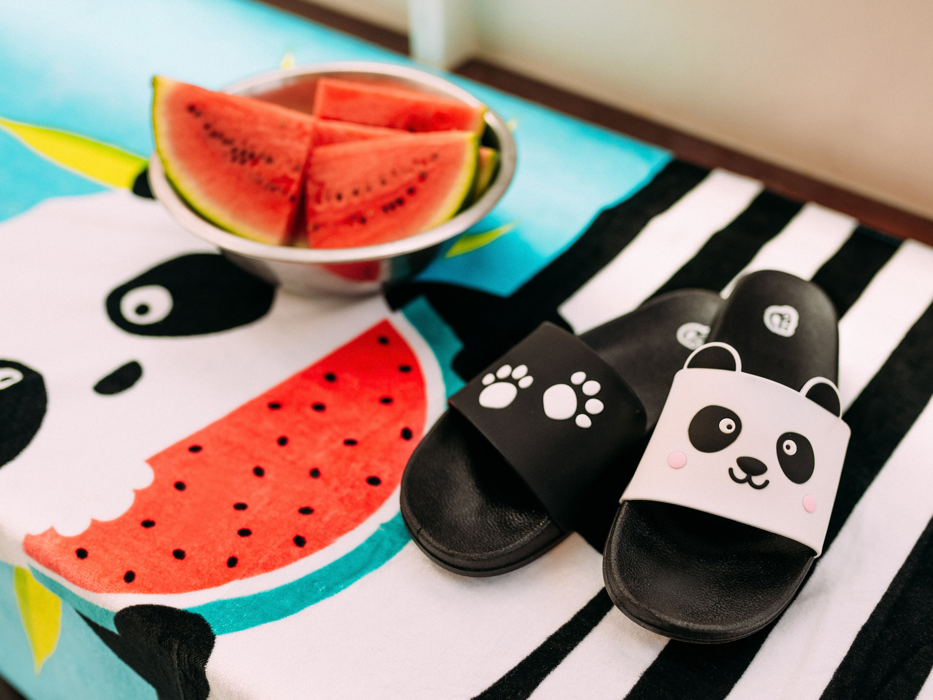 kids-slides-panda-paws-a0/a023b21efb9a493cebd6690aa2bee8521386e5c7