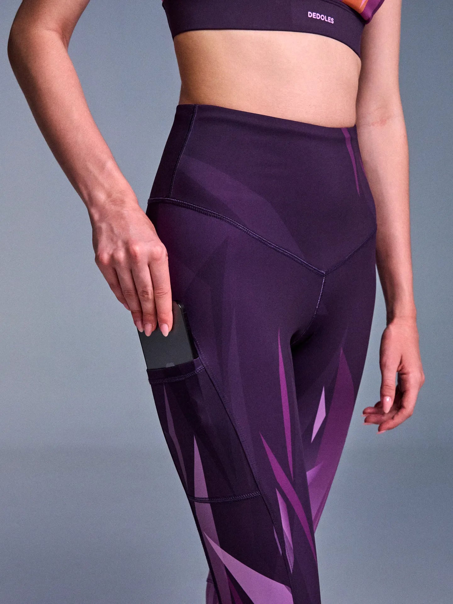 gym-leggings-dynamic-moment-a1/a1a476235dc9d7b8610f78d75c51b0b402e9d974