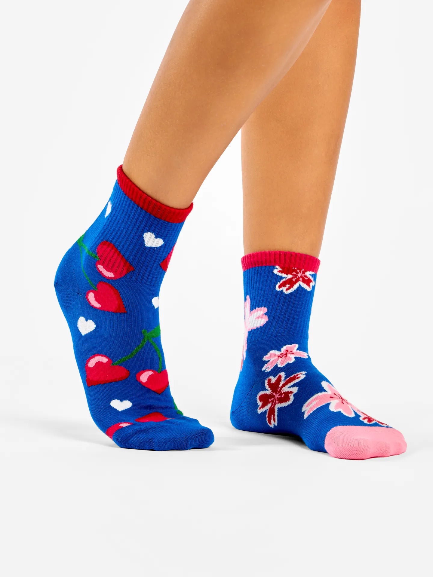 crew-socks-cherry-love-ab/abf278f213b49a9b6fb5503763d53705fa43fe58