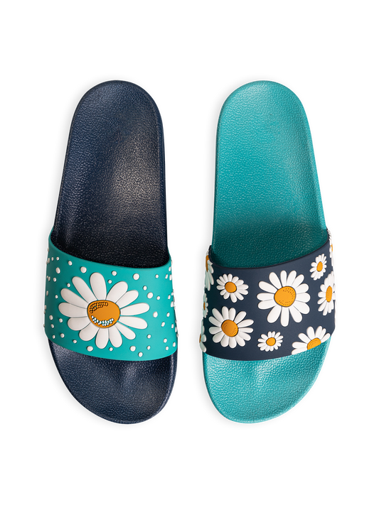 slides-daisy-blossom-30/30340f240b8cf027364bc6c4625e9681f9794c20