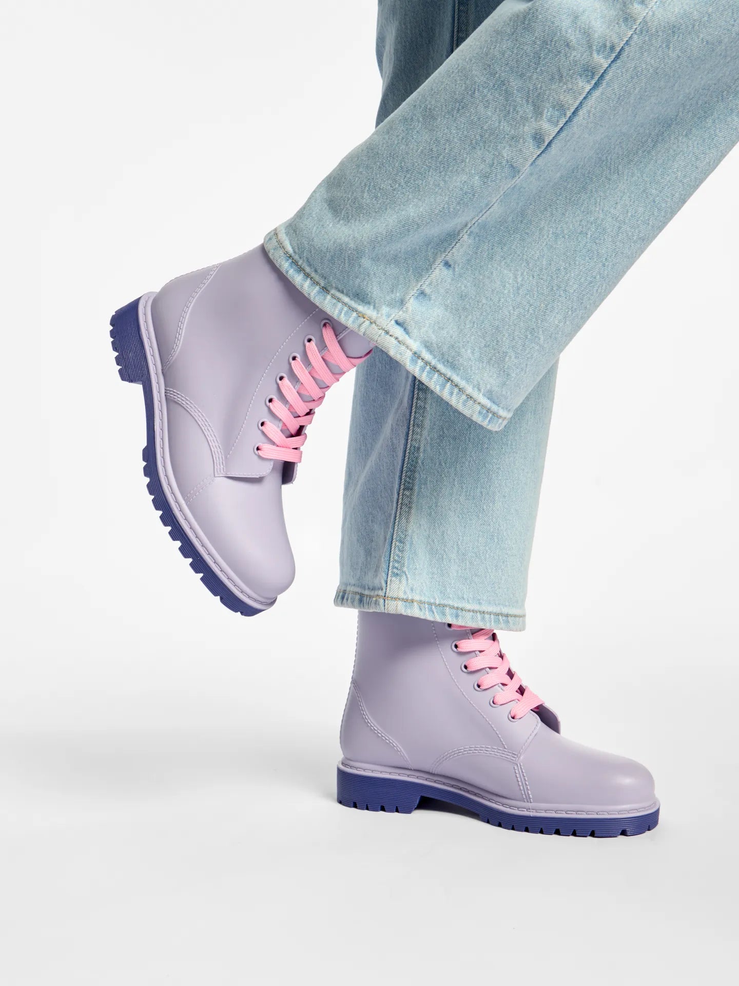 light-purple-womens-rain-boots-1-cb/cbcb0339a5dedbc3d8163b4b230d76c9a4ff0143