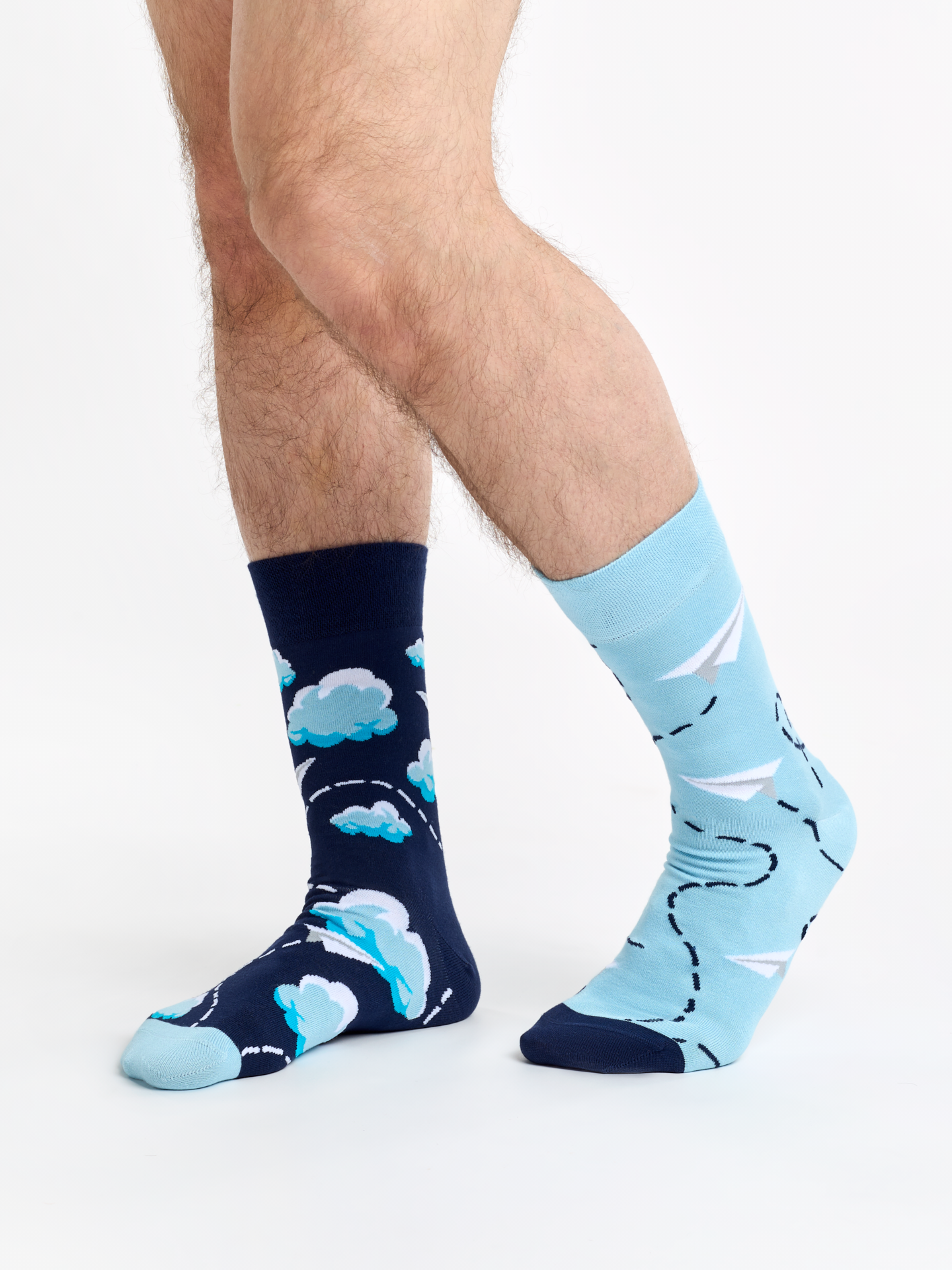 bamboo-regular-socks-paper-planes-clouds-39/39c30f50d08d2c64b1c70b64a9357e605ff62d86