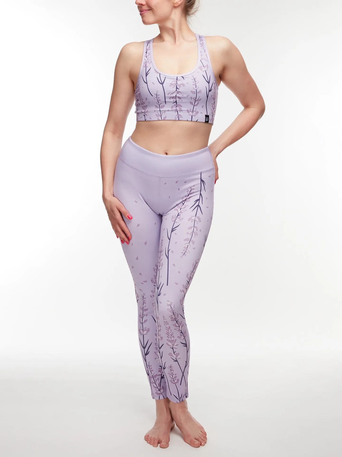 gym-leggings-lavender-flowers-8c/8c35b51354f783947d1e6d73569ecfbce479a578