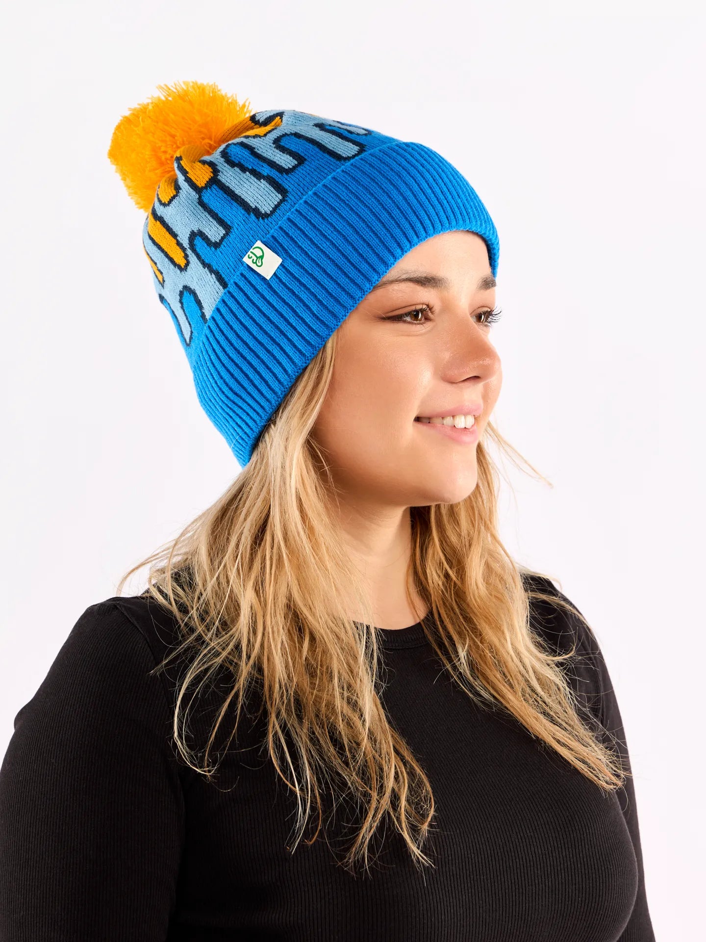 beanie-spilled-colours-e3/e3ed6b8572d7bc880b2884c4fa0a7f8392d161a5