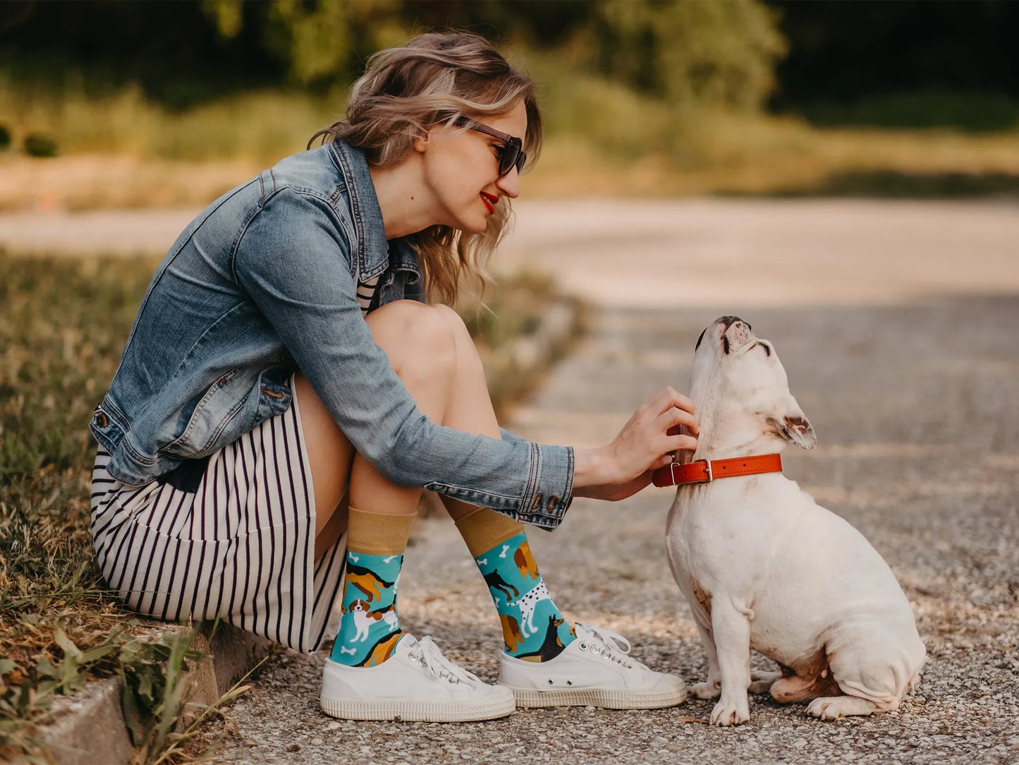 regular-socks-dog-friends-02-44/44b869a683e38a29dac16709610c50cff4129912