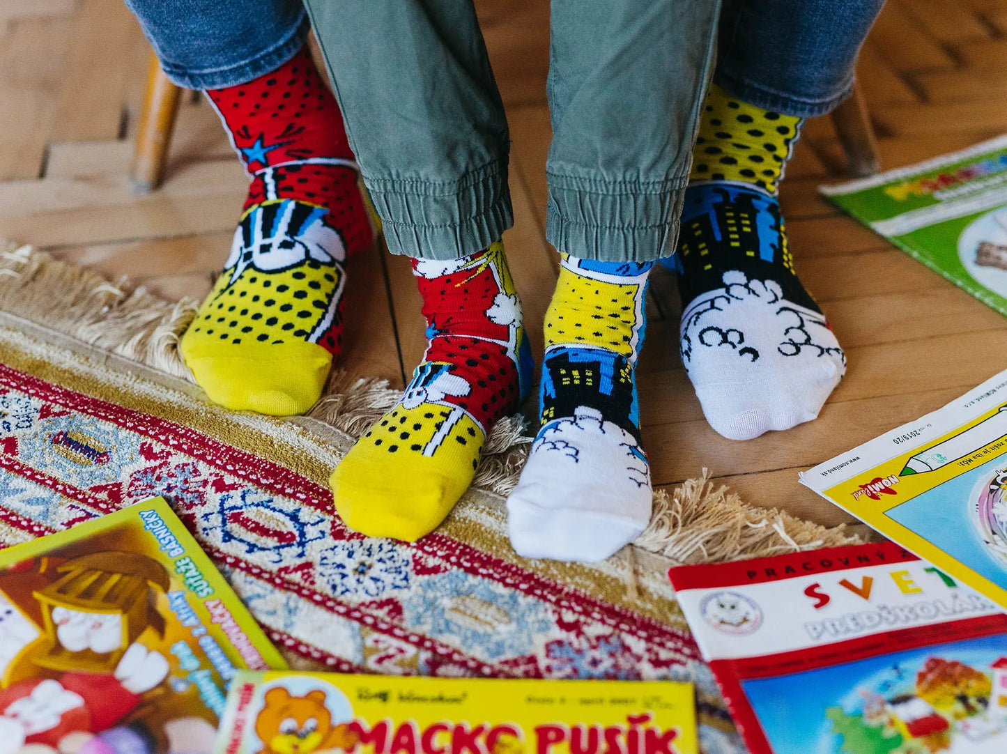 kids-socks-colorful-comics-fd/fd6a5efe4fe4c2030a11619f8e89126d5f11e223