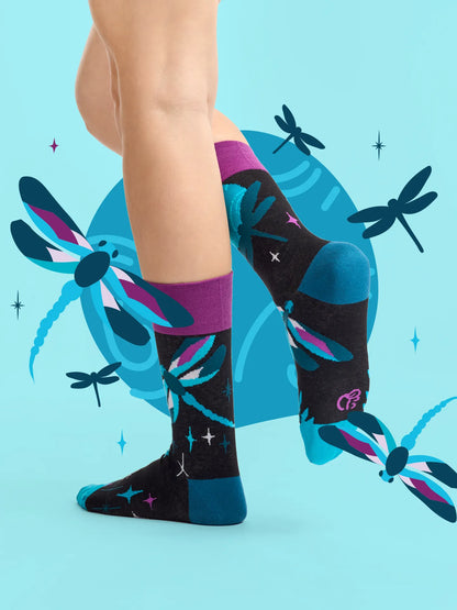 regular-socks-dragonflies-at-night-fd/fd8a2820f4d02ede8840123e1dd0f1a60b261a21